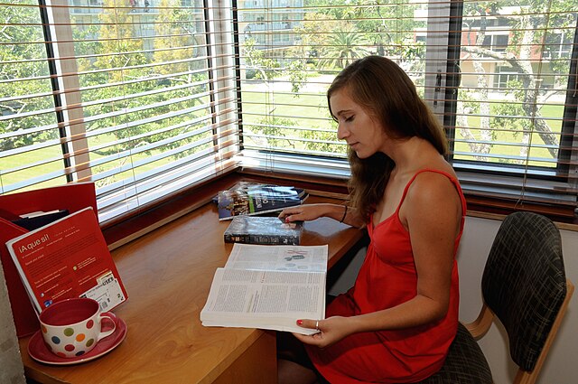 SAT 閱讀備考學生